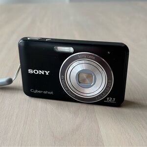 Vintage Sony Cybershot DSW-W310 | Y2K Digicam